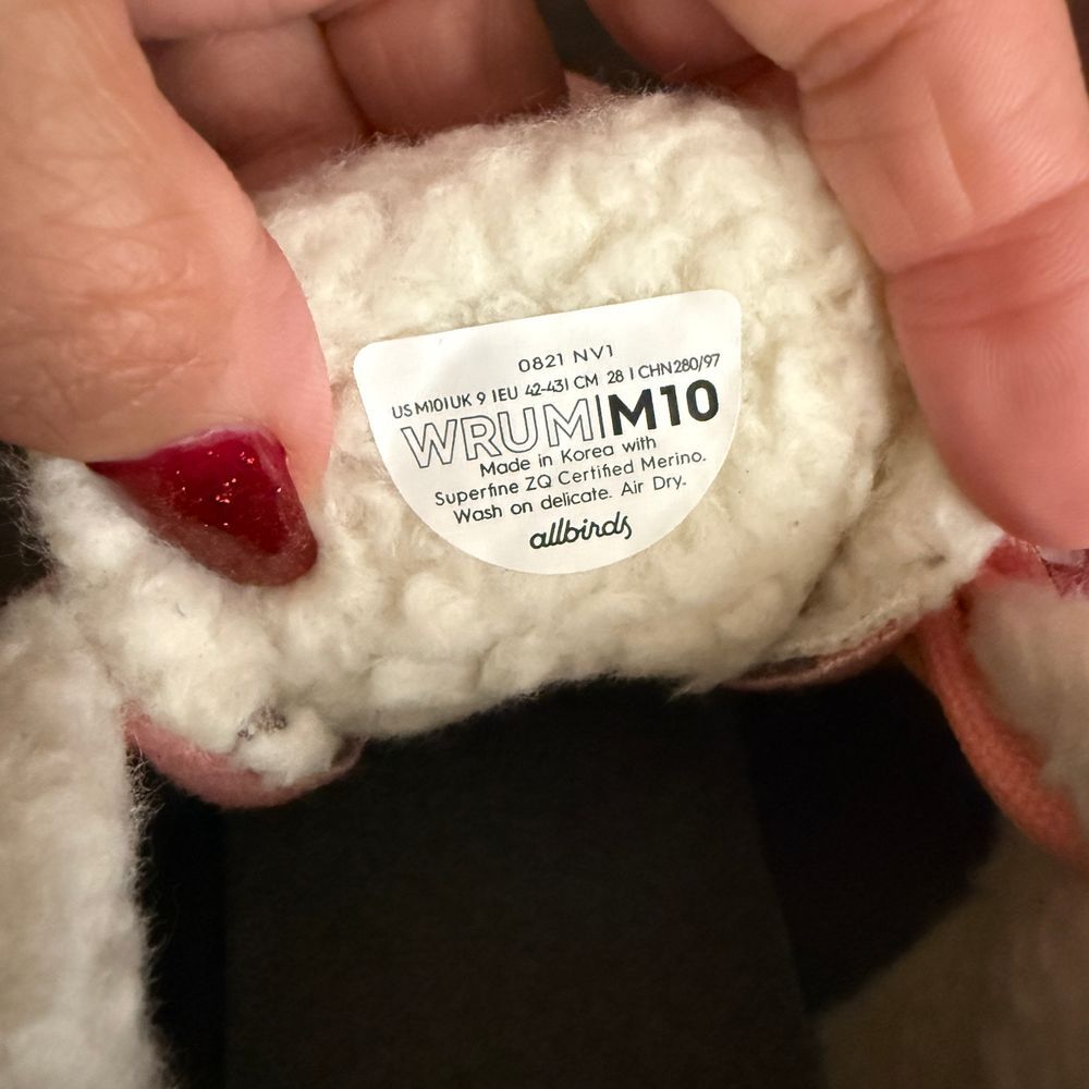Allbirds Wool Runner Mio Cozy Sherpa Lined Sneakers Coral Pink Men's Shoes US 10 - Picture 5 of 7